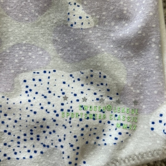 Nike Women’s Digital Camo Body Suit - Picture 9 of 9